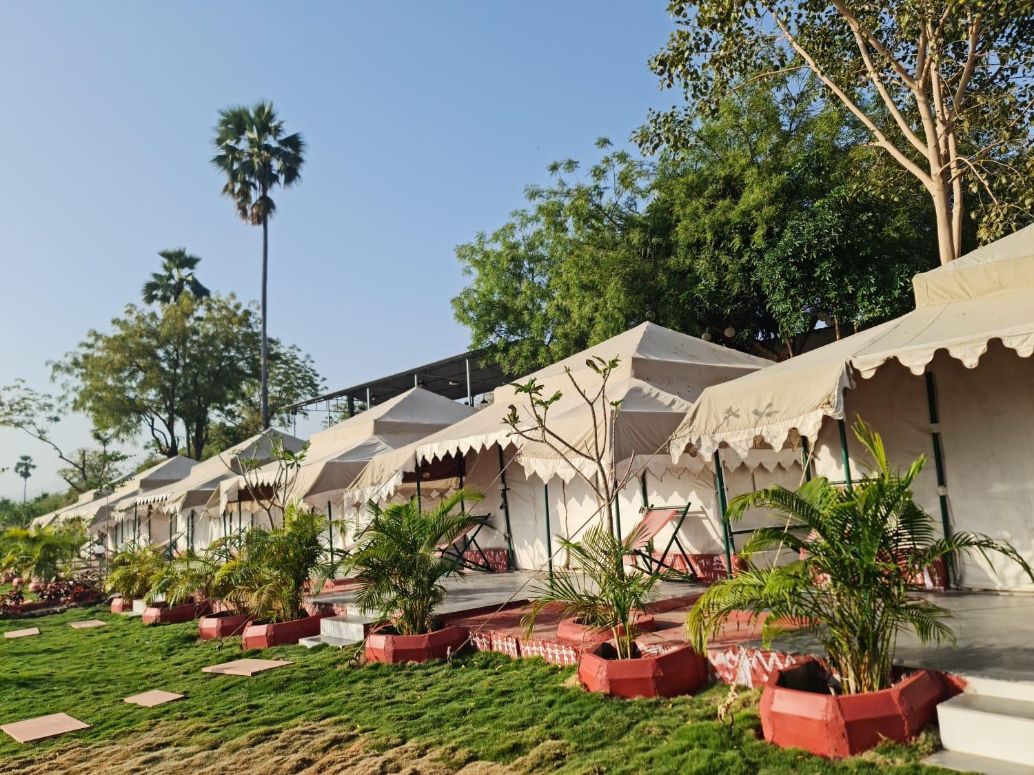Riverview Tent Resort Kevadia ภายนอก รูปภาพ