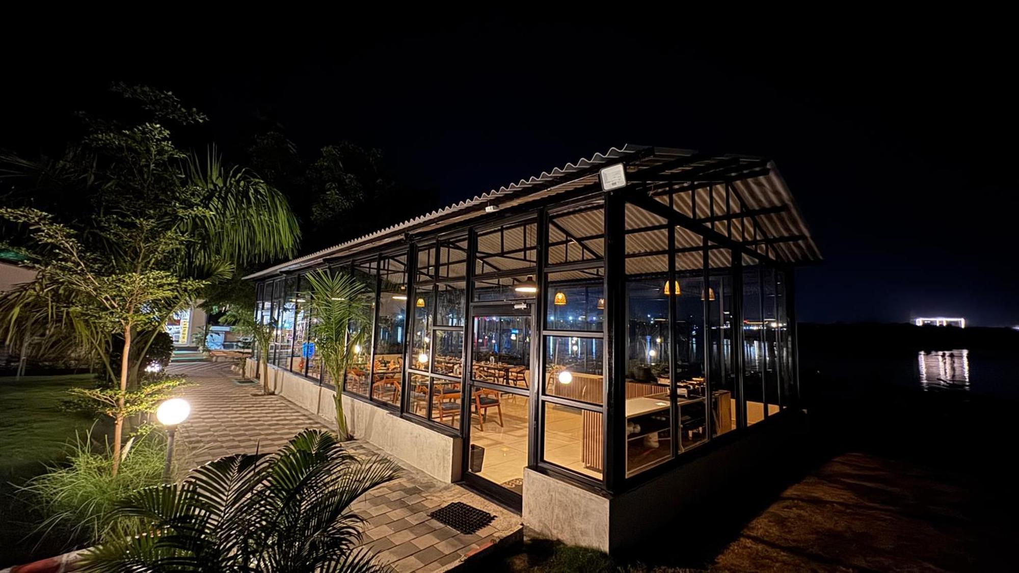 Riverview Tent Resort Kevadia ภายนอก รูปภาพ
