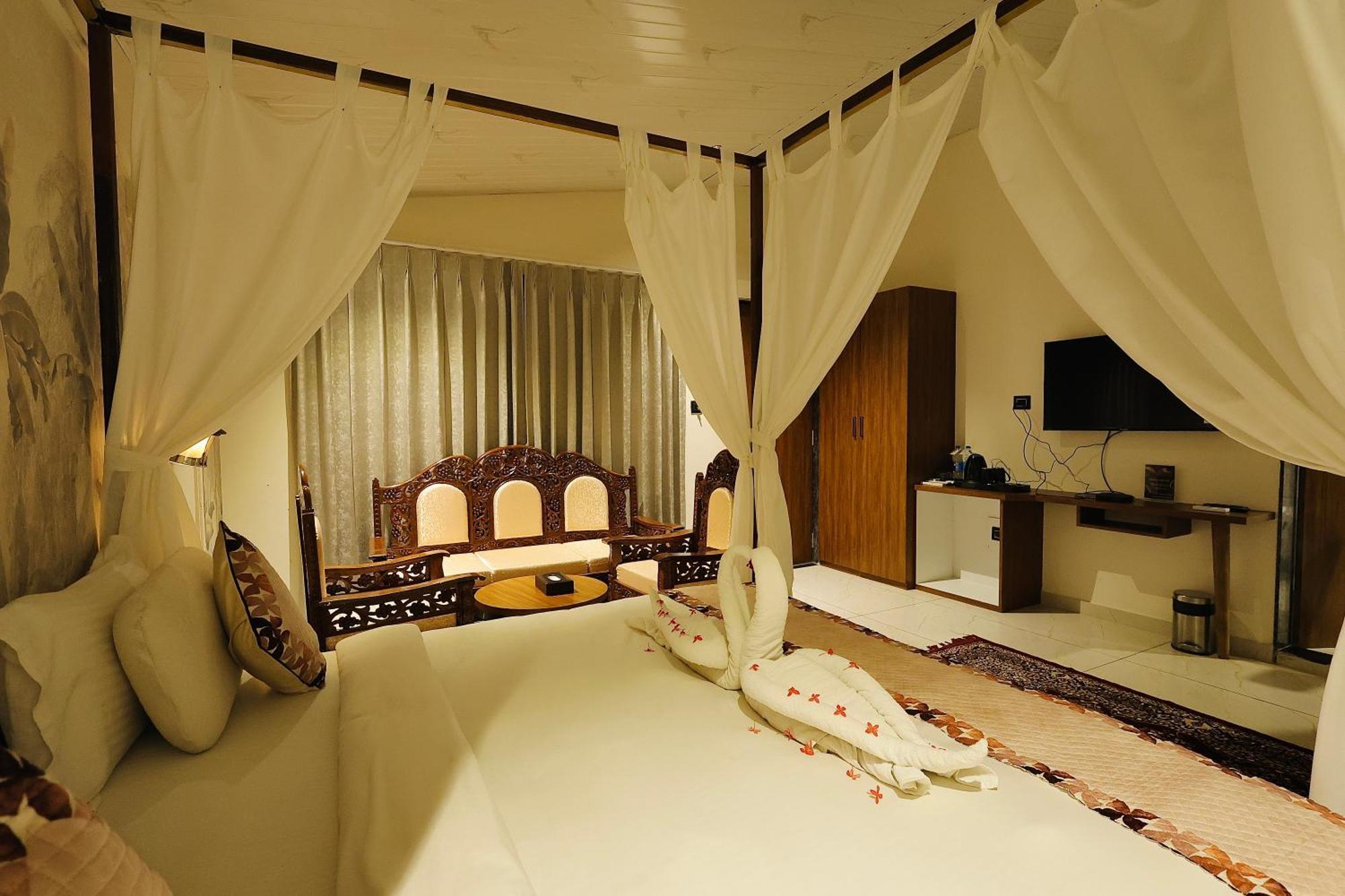 Riverview Tent Resort Kevadia ภายนอก รูปภาพ