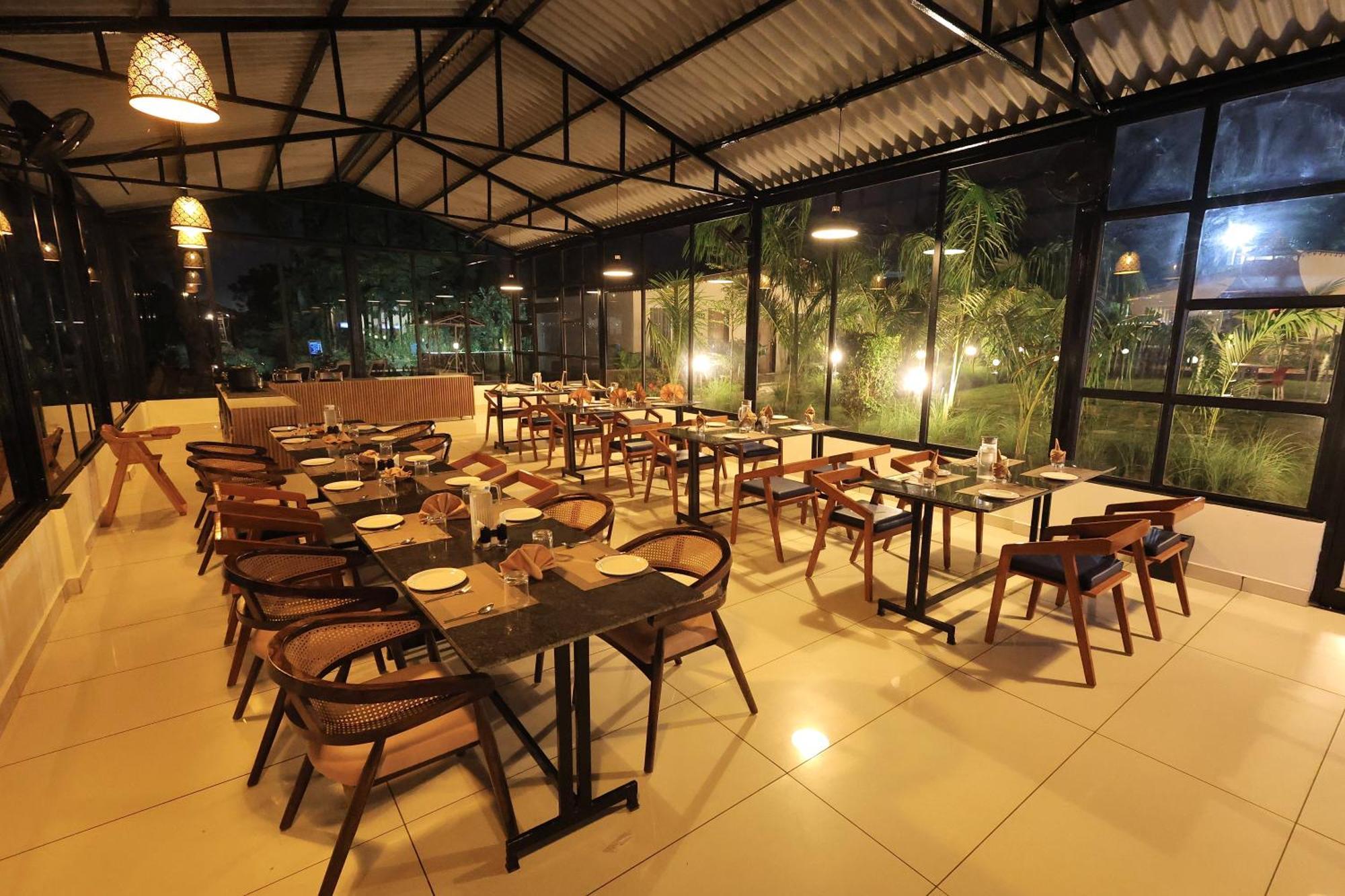 Riverview Tent Resort Kevadia ภายนอก รูปภาพ