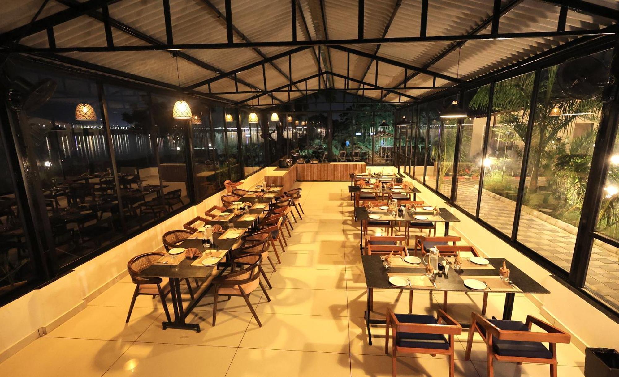 Riverview Tent Resort Kevadia ภายนอก รูปภาพ