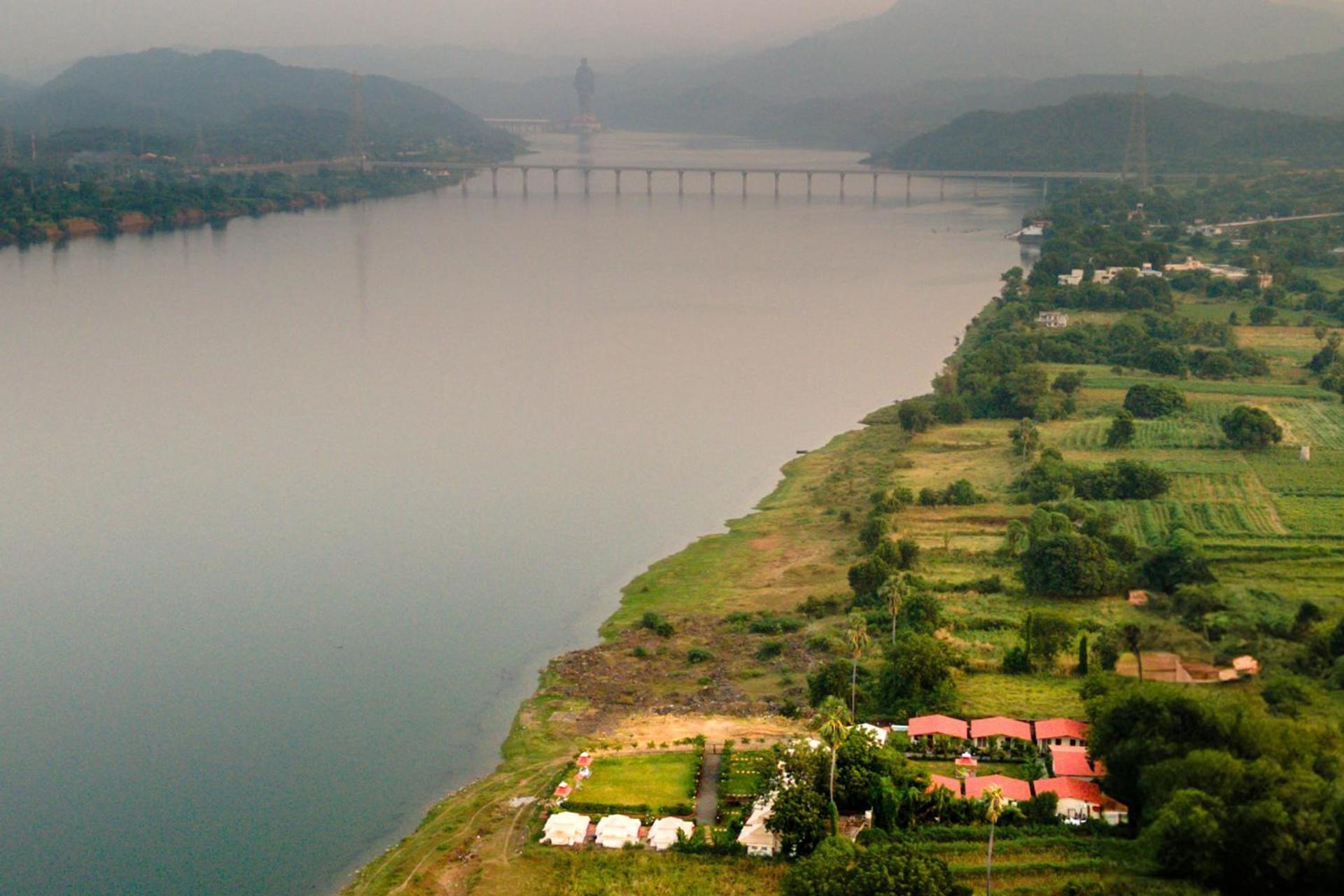 Riverview Tent Resort Kevadia ภายนอก รูปภาพ