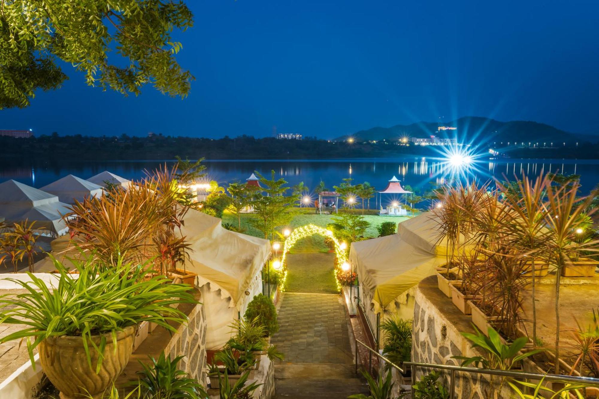 Riverview Tent Resort Kevadia ภายนอก รูปภาพ