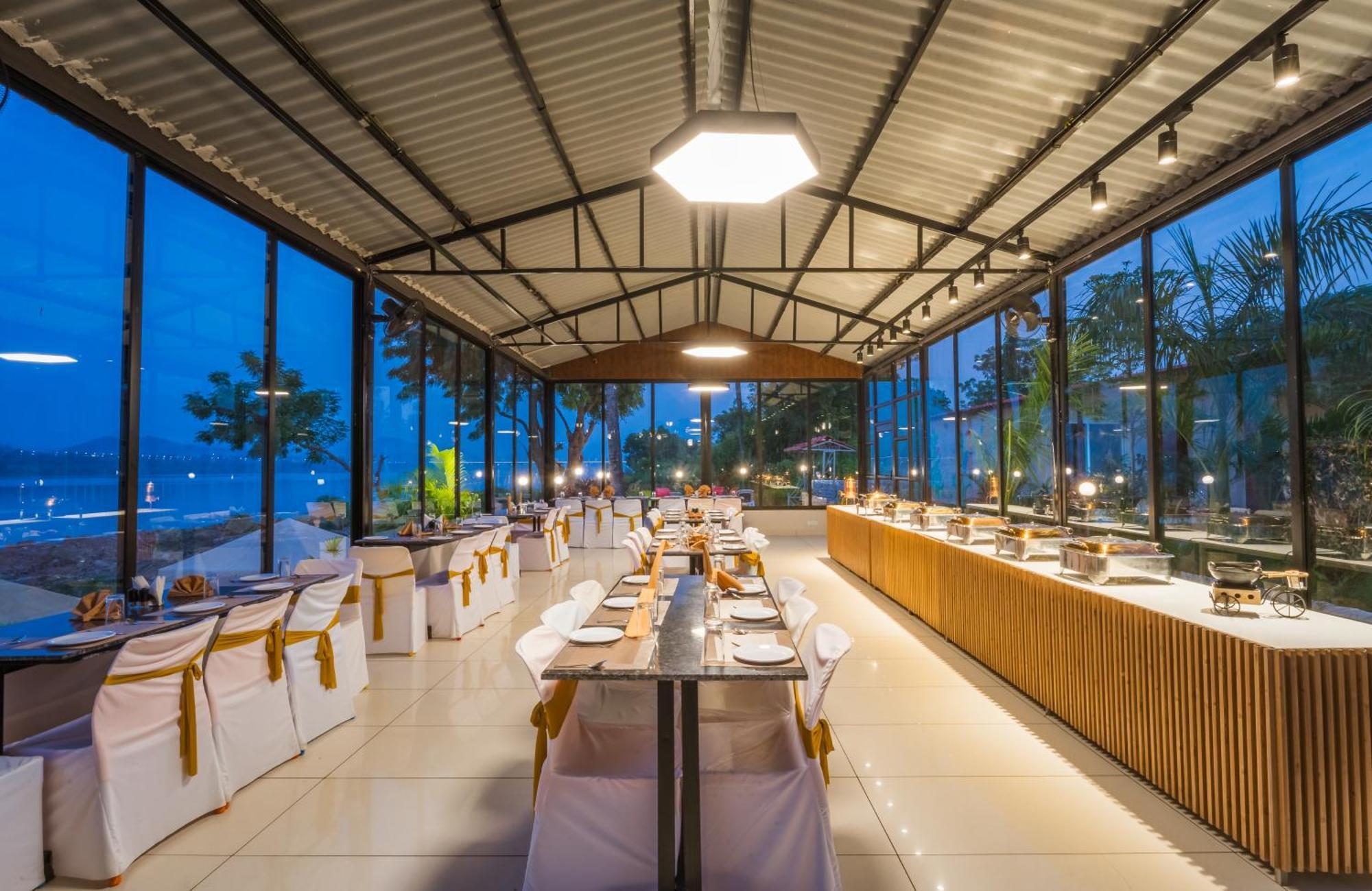 Riverview Tent Resort Kevadia ภายนอก รูปภาพ